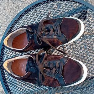 Women's Frye shoes